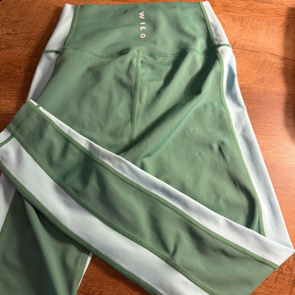 Wilo The Label Green Apple Blue Stripe Yoga Leggings Women Sz XS Pants
